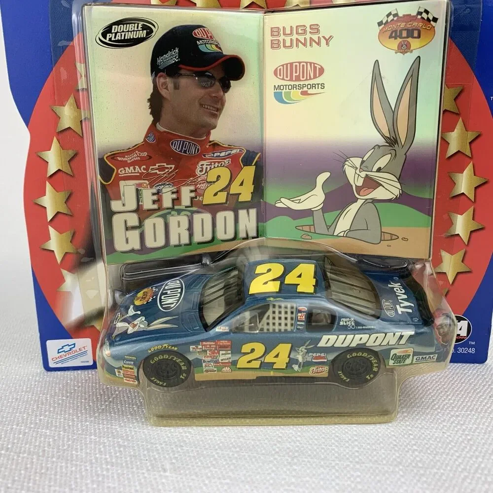 2001 Winner’s Circle Double Platinum‎ Jeff Gordon 24 Dupont Looney Tunes Nascar